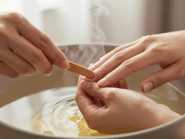 Co obsahuje manikúra? Úplný přehled kroků a produktů