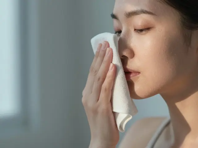 Jak dlouho si ledovat obličej: správná doba a jak to dělat bez rizika